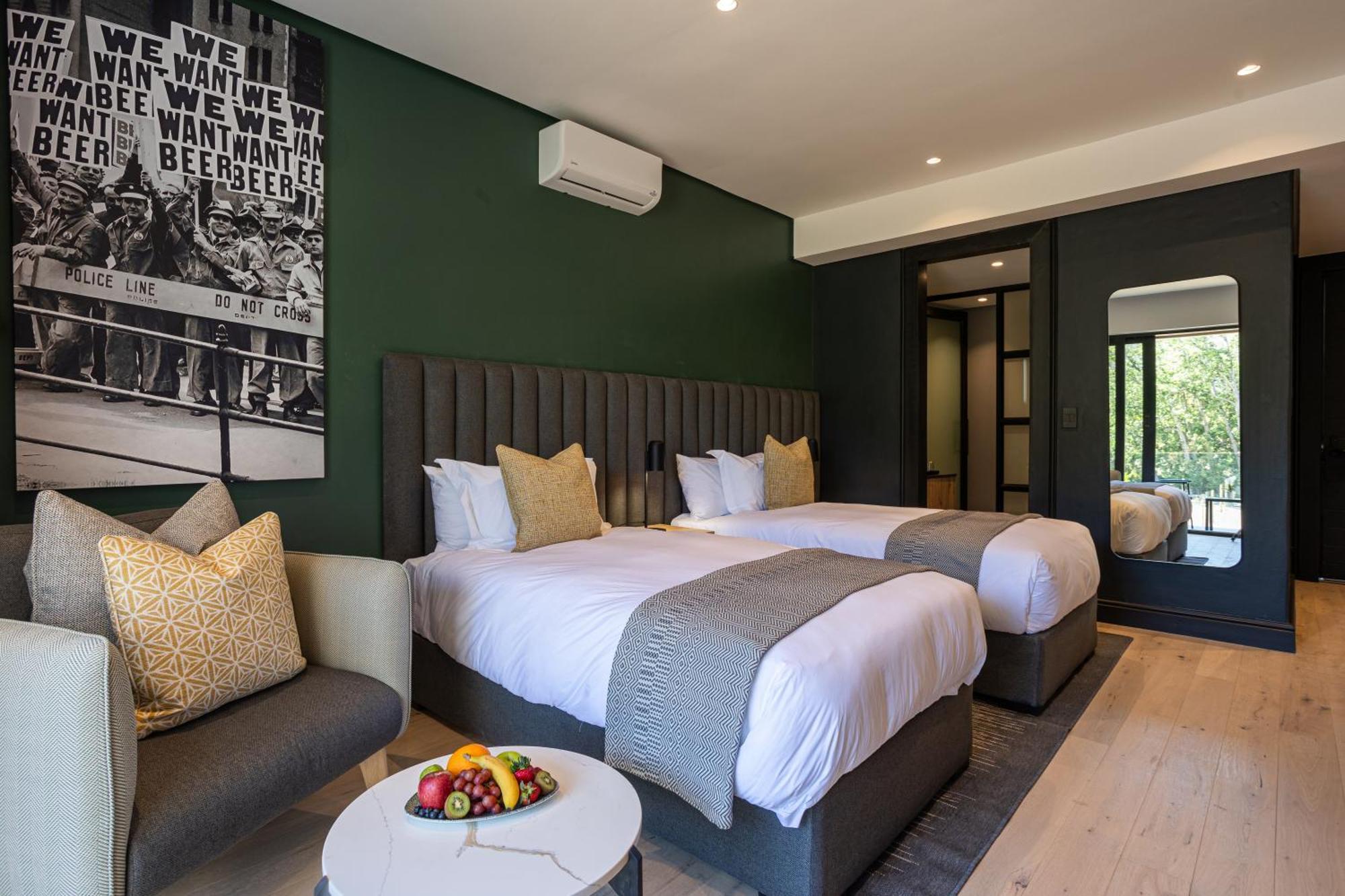 Franschhoek Hotel ภายนอก รูปภาพ